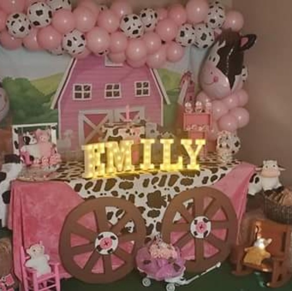 Meet your Posher, Alma - Picture 1 of 1